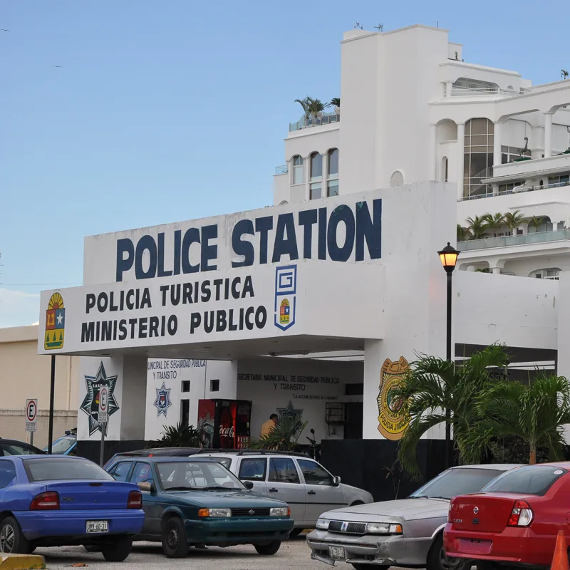 tourist police station cancun