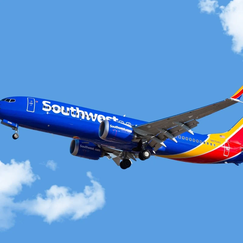 southwest airline plane flying