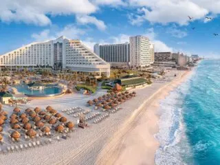 five ways to minimize travel disruptions on your next cancun vacation