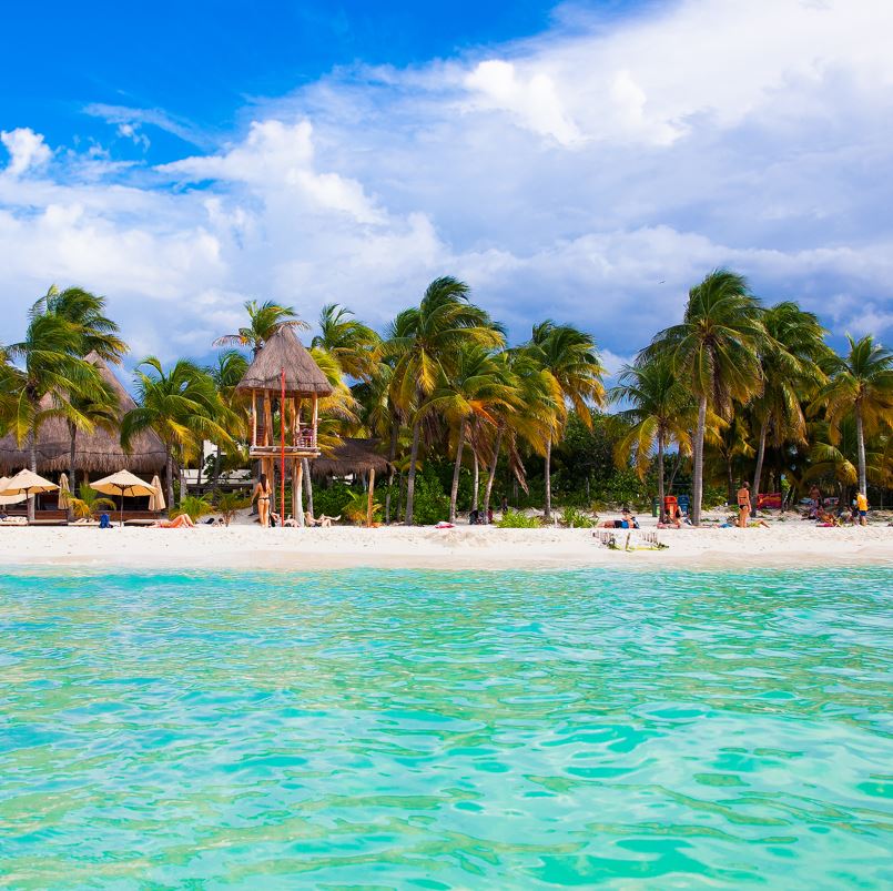 Isla Mujeres Clean Beach 