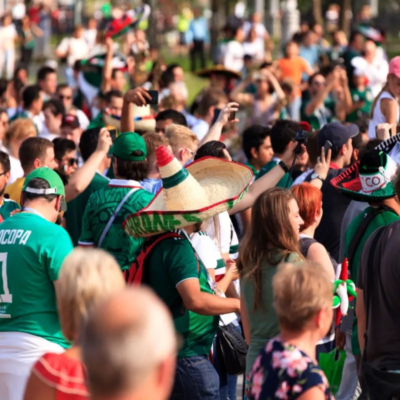 mexico fans watching formula 1