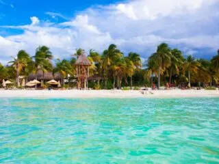 Two Of The Cleanest Beaches In Mexico Are Located On Isla Mujeres