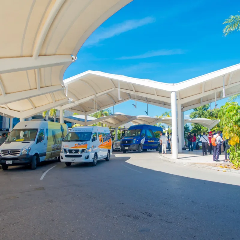 shuttles in Cancun Airport