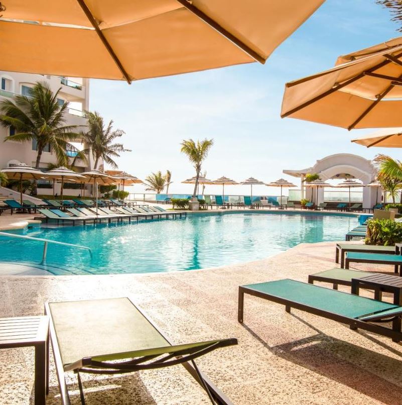 A pool in a luxury resort in the Riviera Maya 