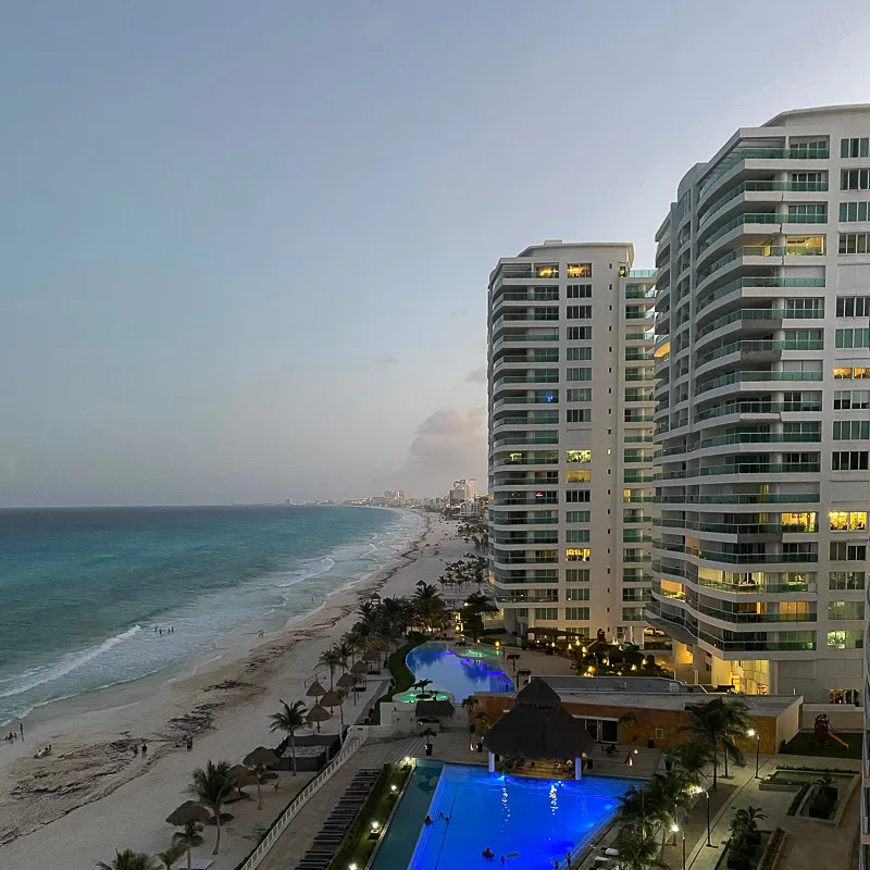 beachside apartment cancun