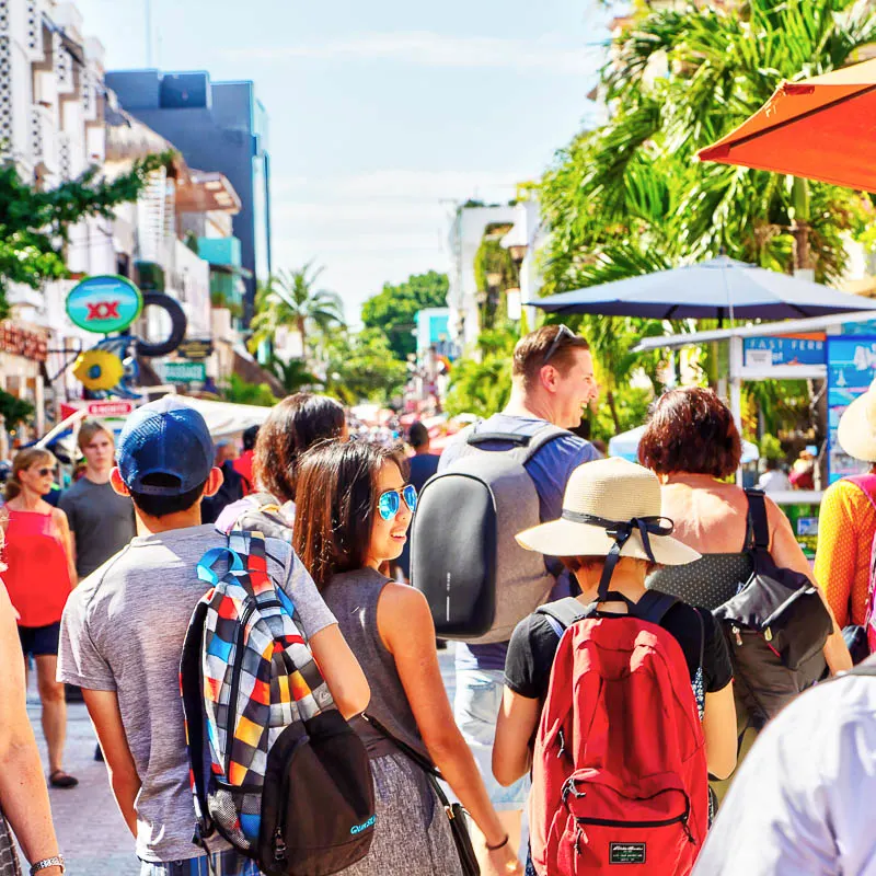 busy playa del carmen street