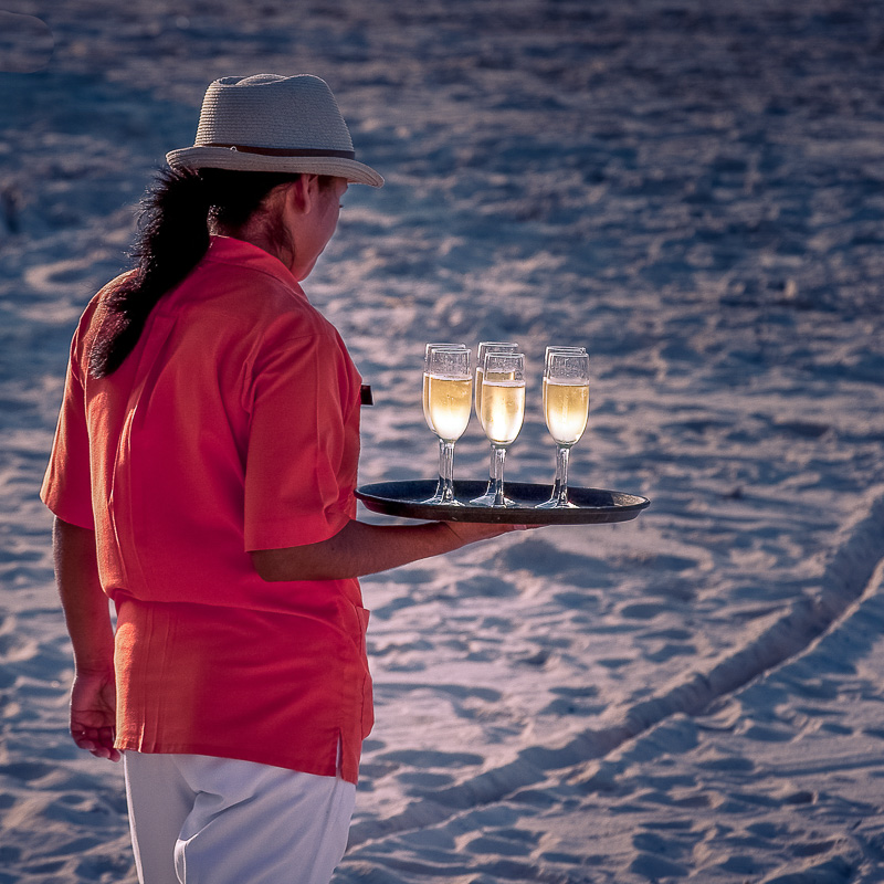 beach waiter