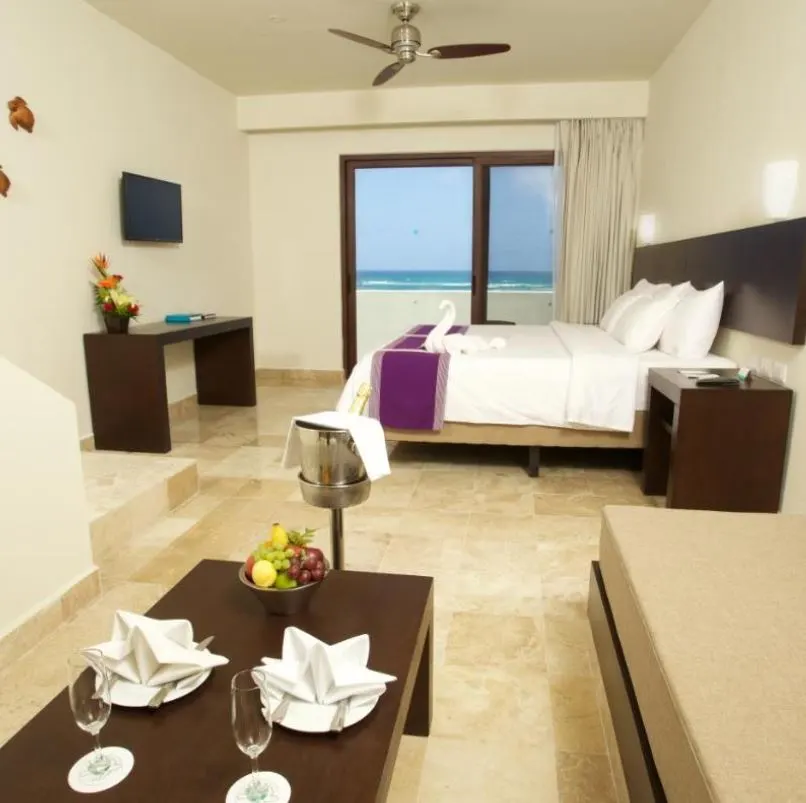 Akumal Bay Oceanfront Suite 