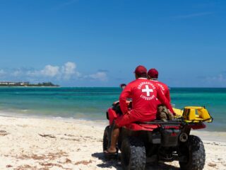 Lifeguards Save Two Tourists From Drowning On Playa Del Carmen Beach