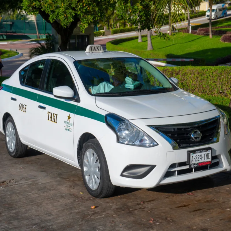 Cancun Taxi 