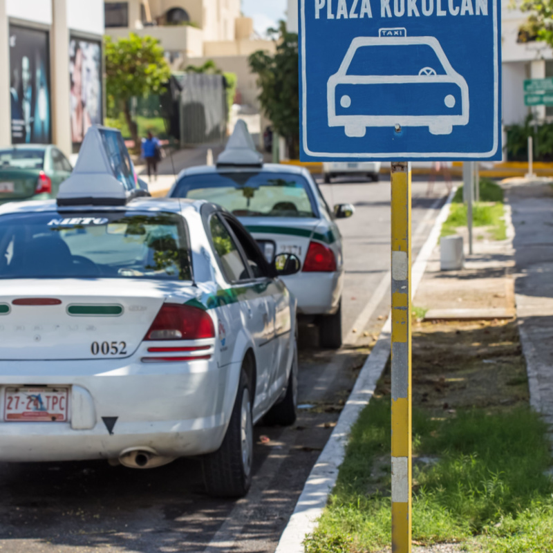 taxis in cancun hotel zone