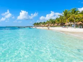 These 4 Beaches Near Cancun Have No Sargassum Seaweeds