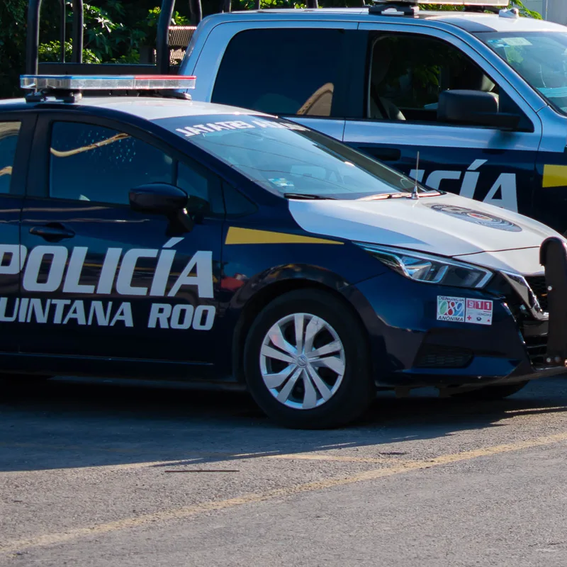 police car in cancun