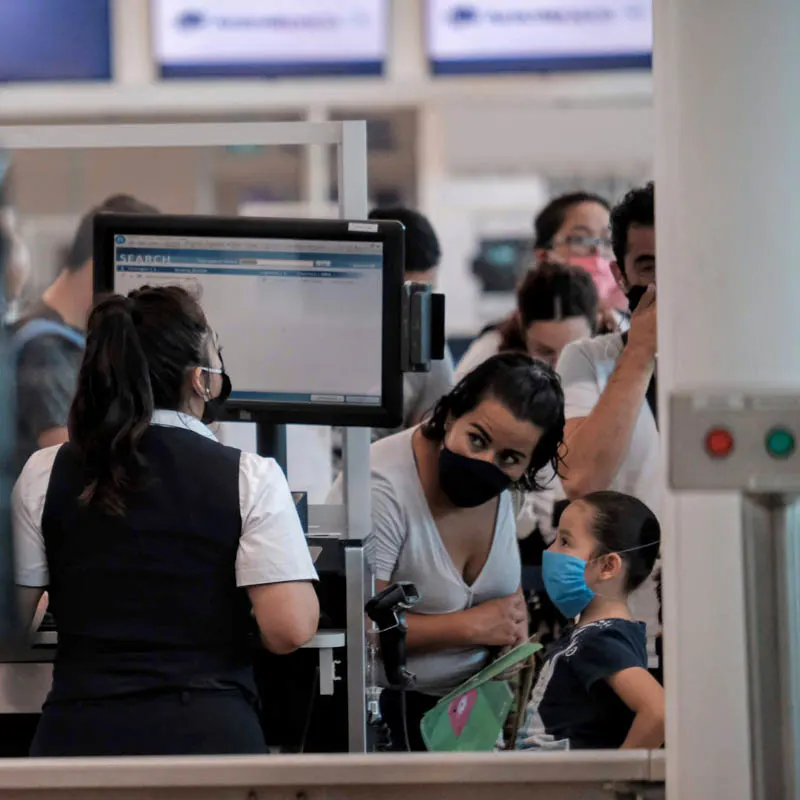 security line at cancun airport