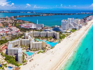 2 Cancun Hotels Win In World's Best Travel Awards
