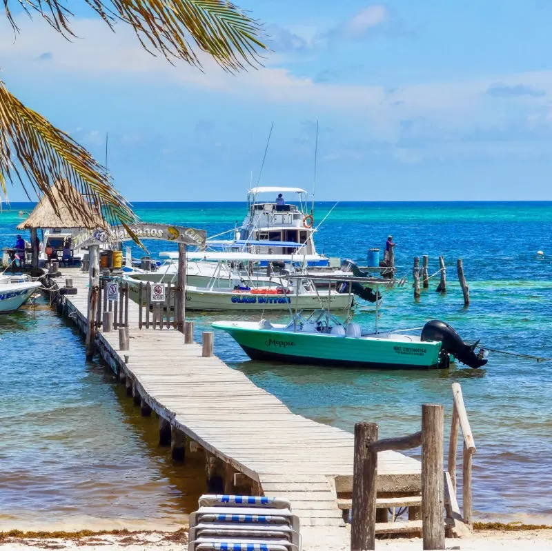 Puerto Morelos Fishing Dock