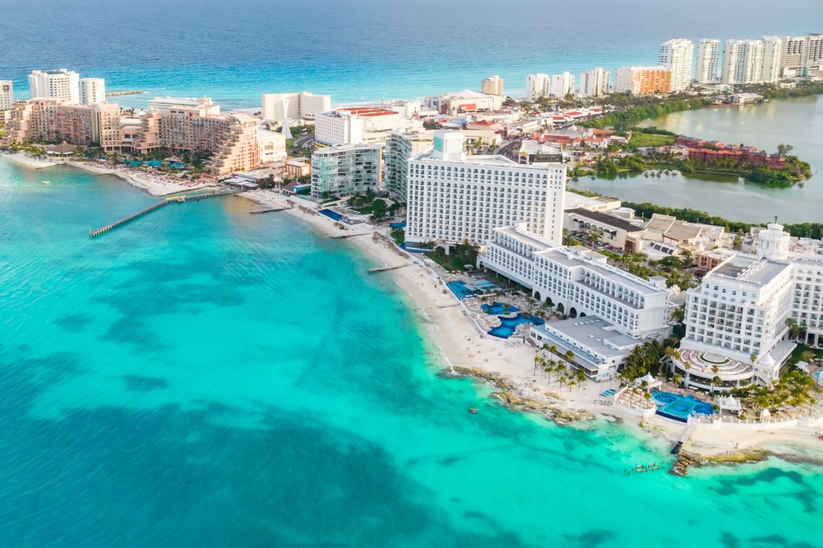 Fly To Cancun For Less Than $150 With JetBlue’s Halloween Sale - Cancun Sun