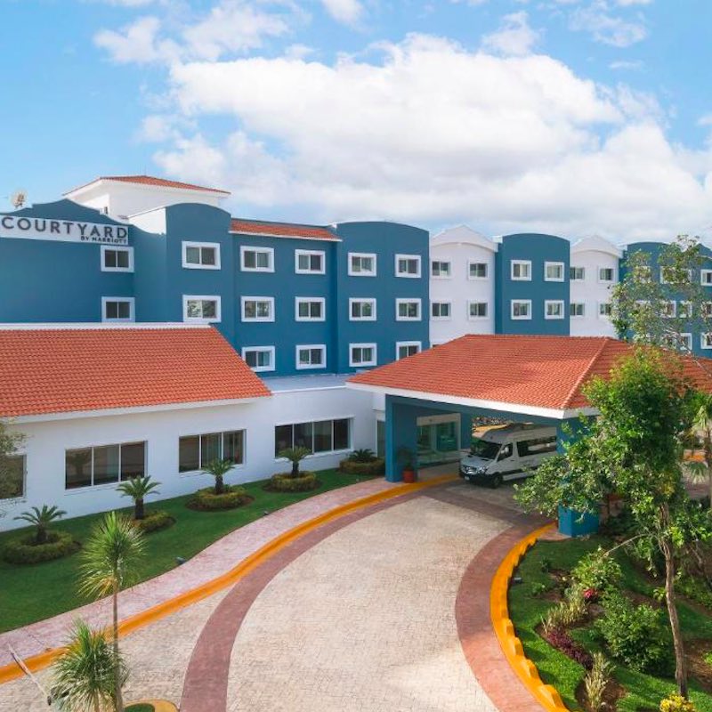 aerial view exterior of Courtyard by Marriott Cancun Airport