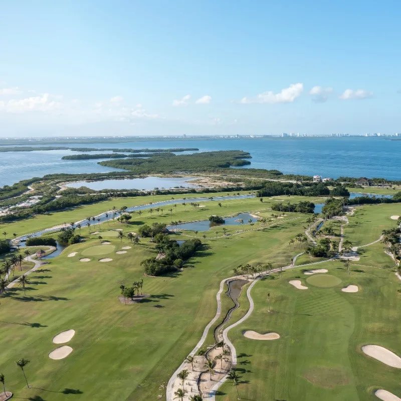 Hotel Zone Golf Course