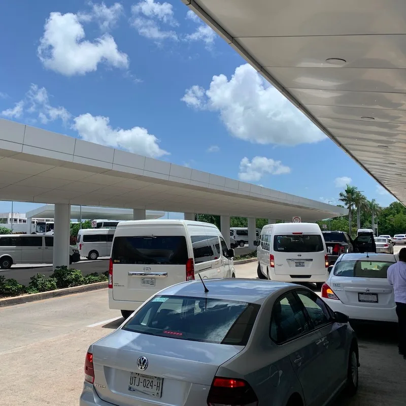 Outside the main entrance of terminal 4 departures, Cancun International Airport. Cancun, Mexico.