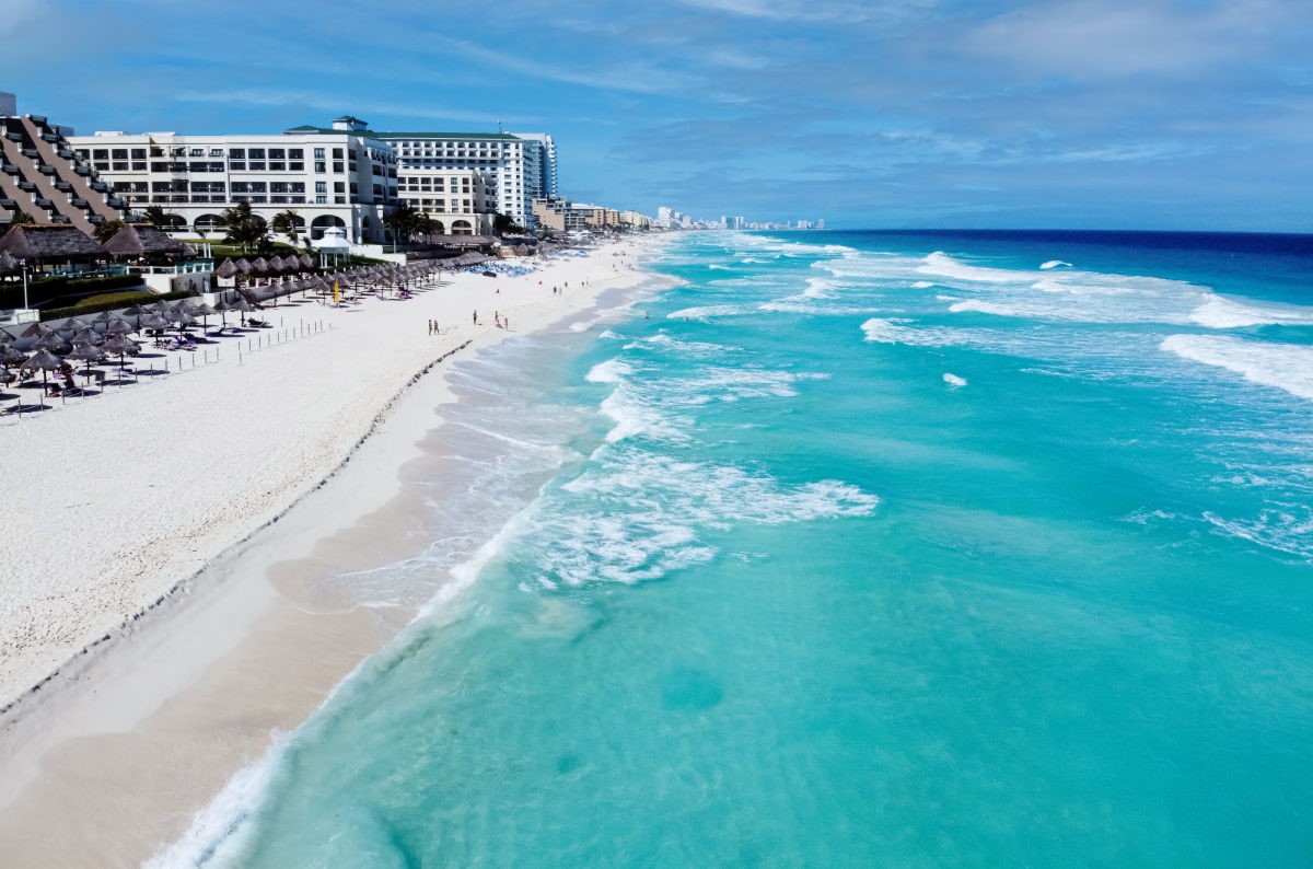 Cancun Vacation Package Vs. Separate Bookings - Which Will Save You The ...