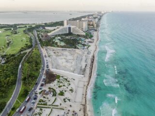 Cancun Hotel Staff Shortages Could Lead To Service Issues This High Season feat