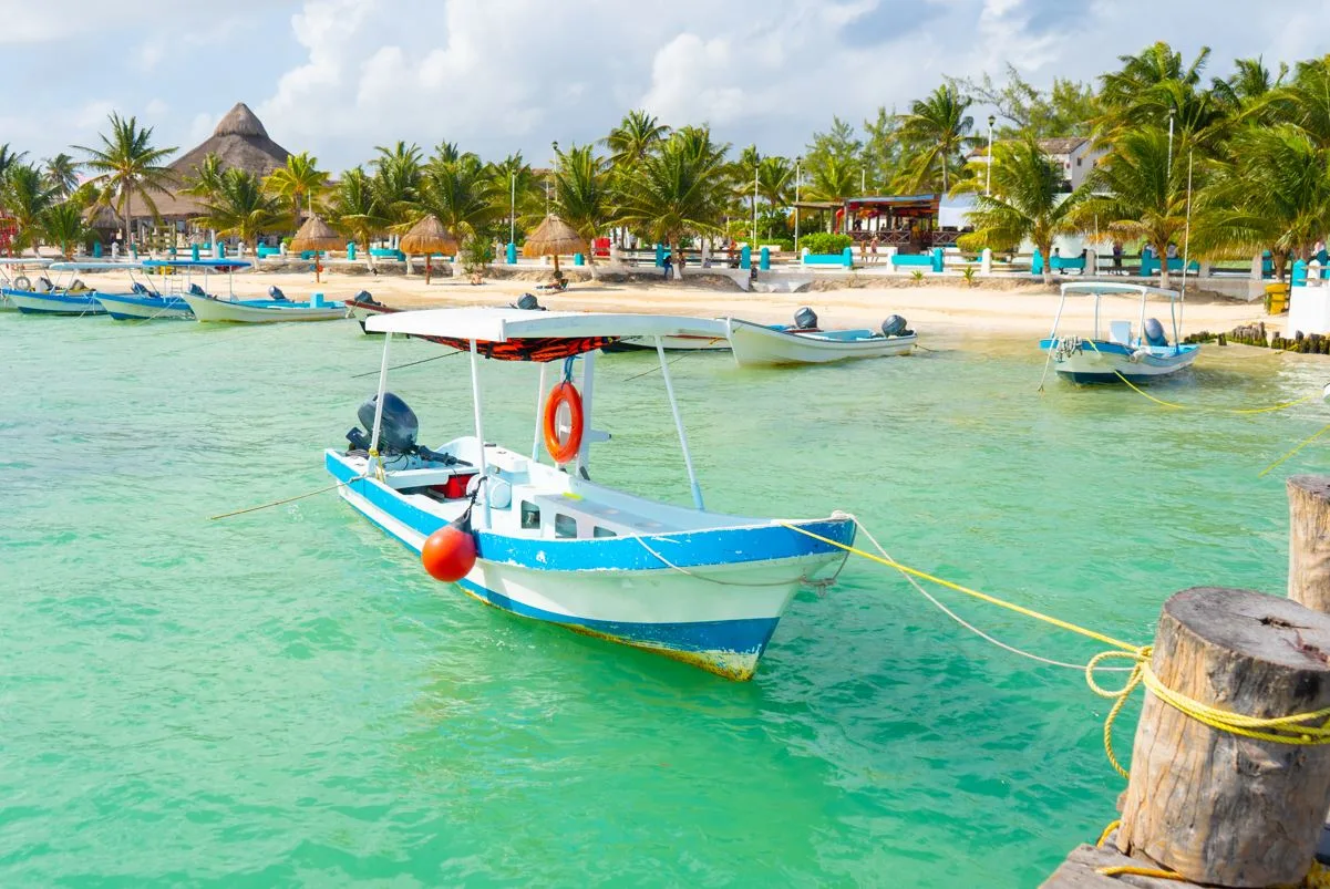 Cancun Tourists Urged To Verify Boat Operators Are Registered After Recent Incident
