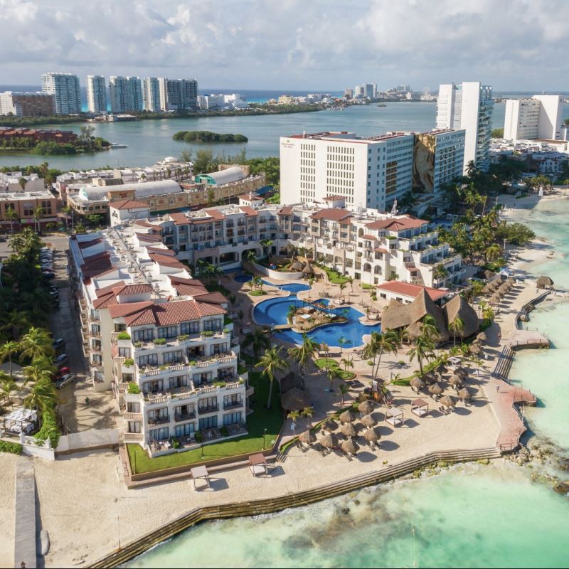 View of beautiful Hotel Fiesta Americana Cancun Villas in the hotel zone of Cancun
