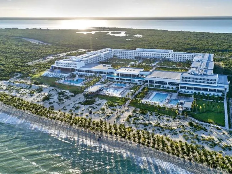 Aerial view of the Hotel Riu Palace Costa Mujeres.