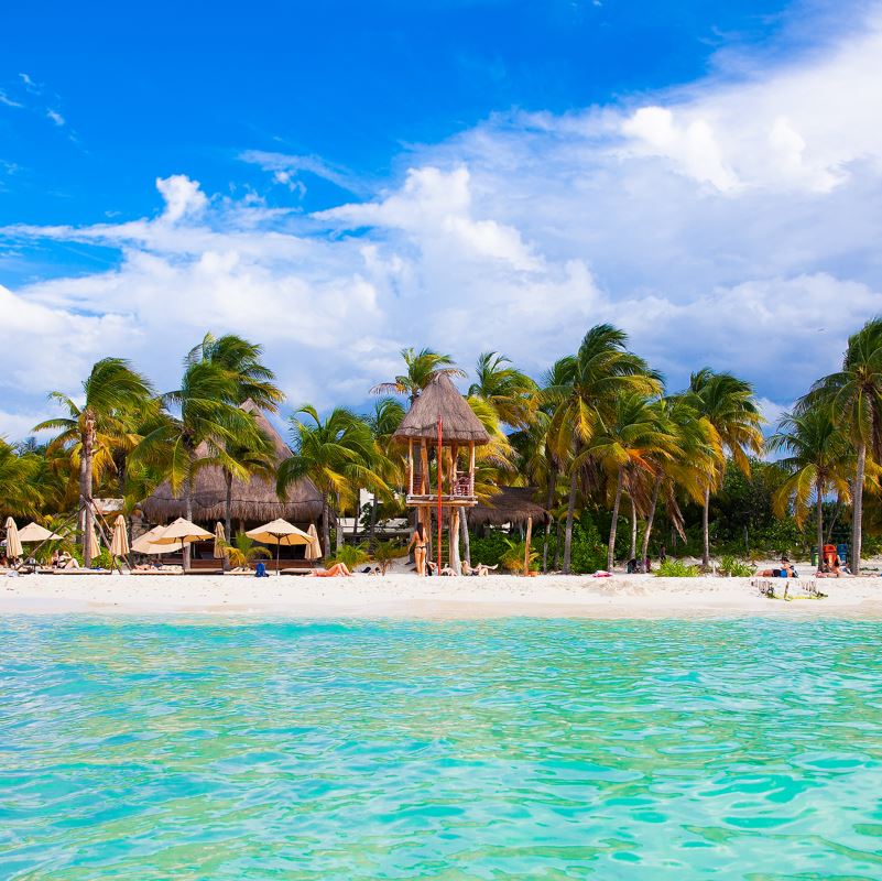 Playa Norte in Isla Mujeres near cancun, the beach is clear and free of sargassum