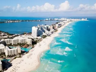 These Luxury 5-Star Cancun All Inclusives Are Under $450 Per Night This Winter