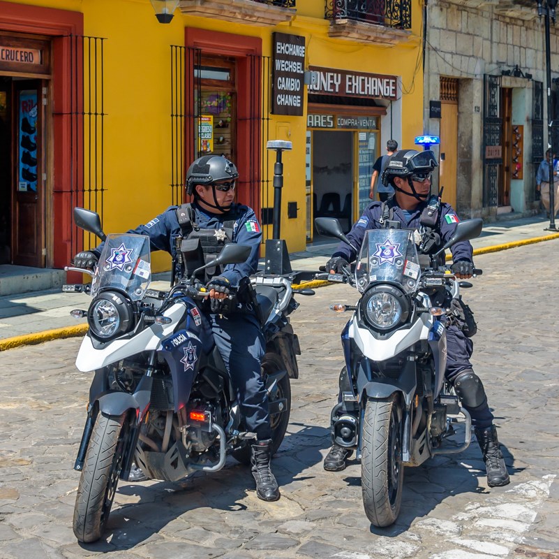 Mexican Caribbean police patrols