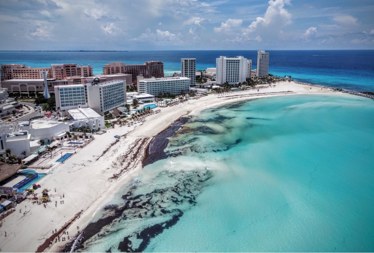 New Forecast For Cancun Shows Increase In Sargassum Starting Next Week ...