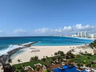 Top 4 Tools & Apps To Help You Plan The Perfect Cancun Vacation