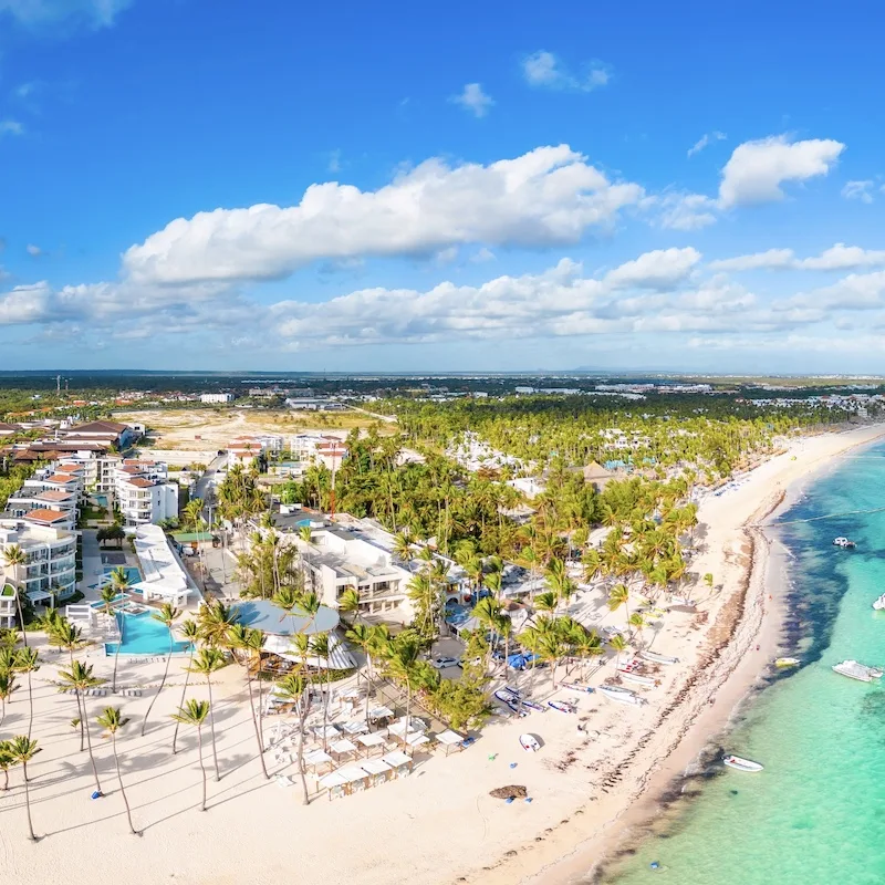 cancun hotel beach and sea