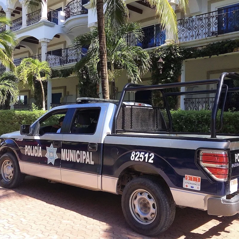 police car truck mexico