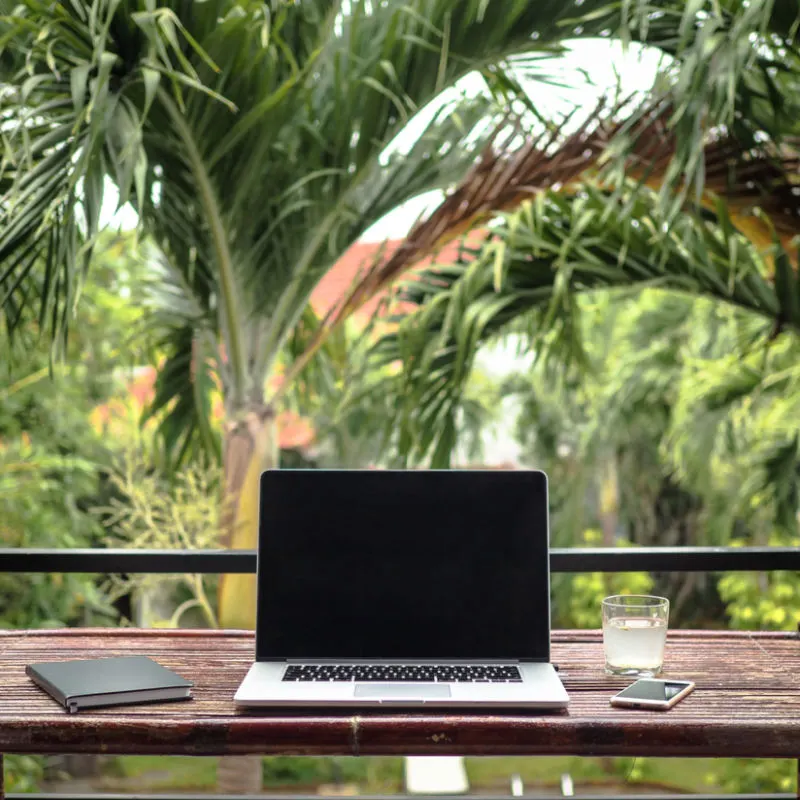 A laptop in the Mexican Caribbean used by a digital nomad