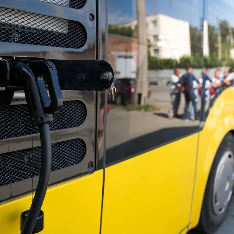 Electric passenger bus