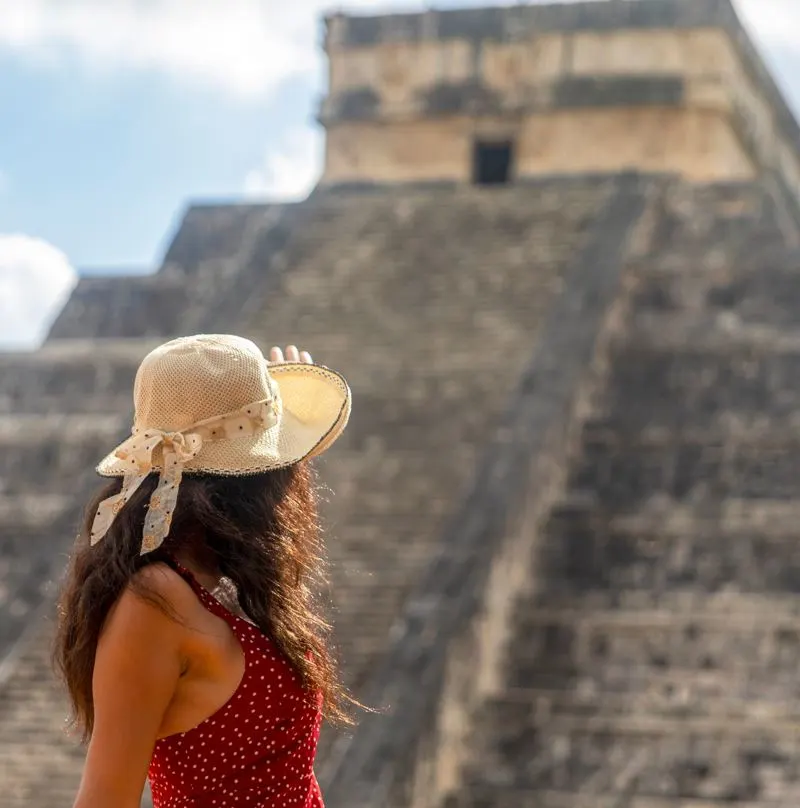 woman at chichen itza