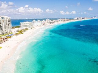 Cancun Tourists Must Steer Clear Of These Beach Areas This Summer