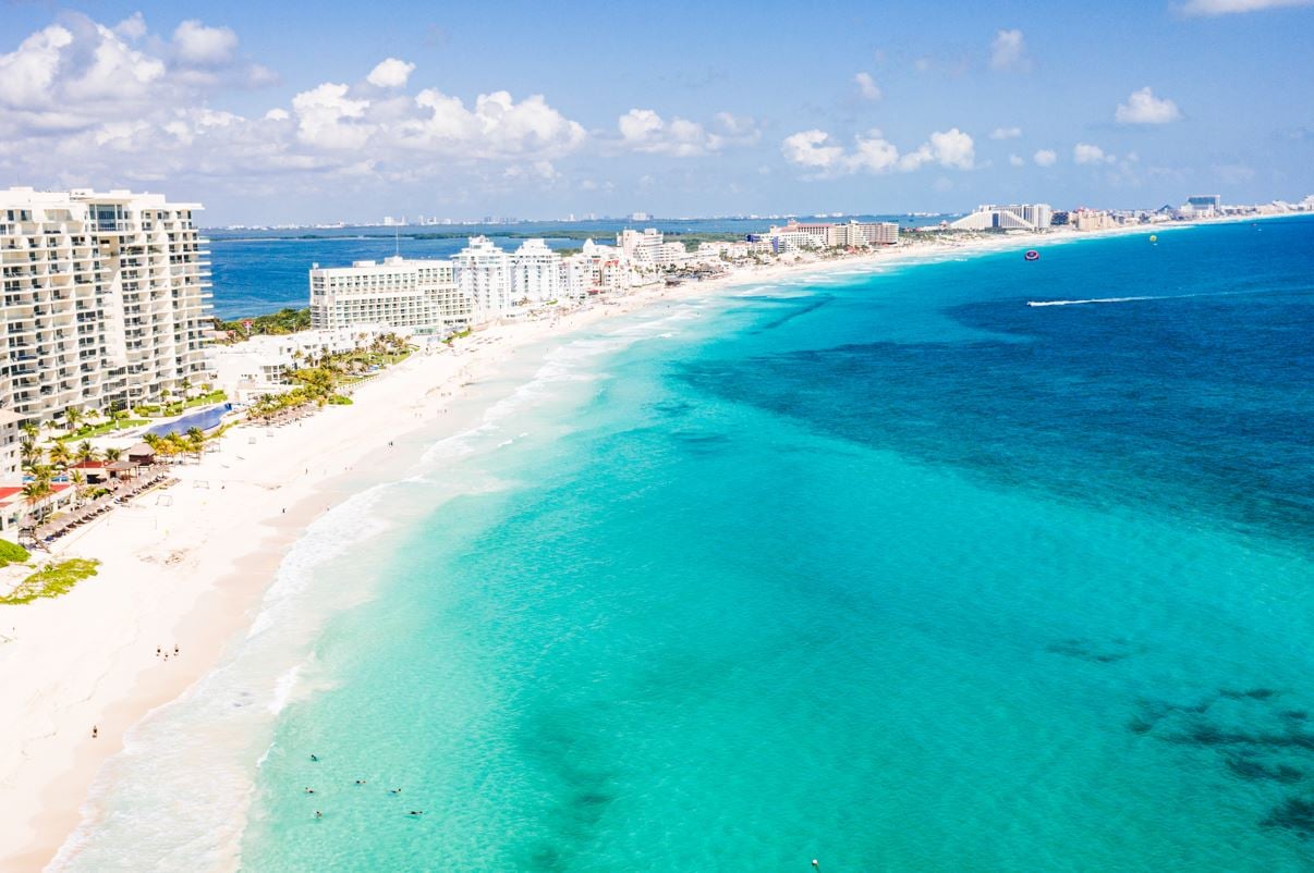 Cancun Tourists Must Steer Clear Of These Beach Areas This Summer