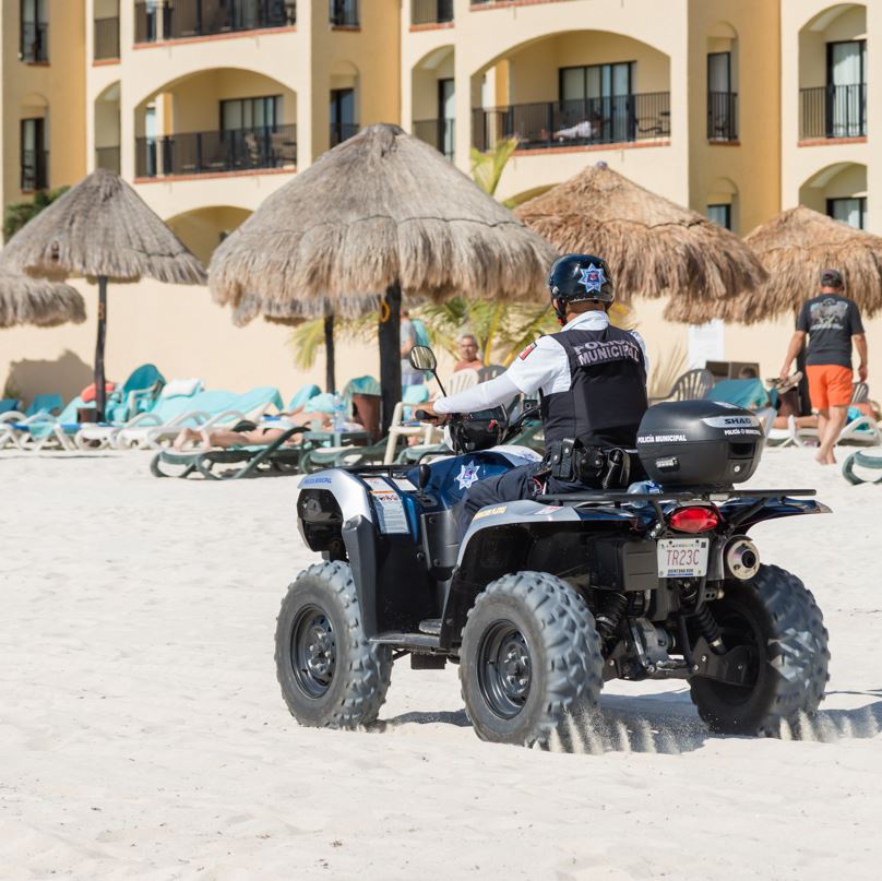 Cancun security at beach