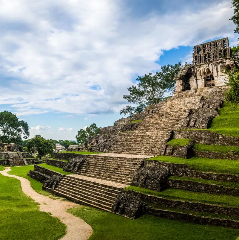 Mayan pyramid ruins