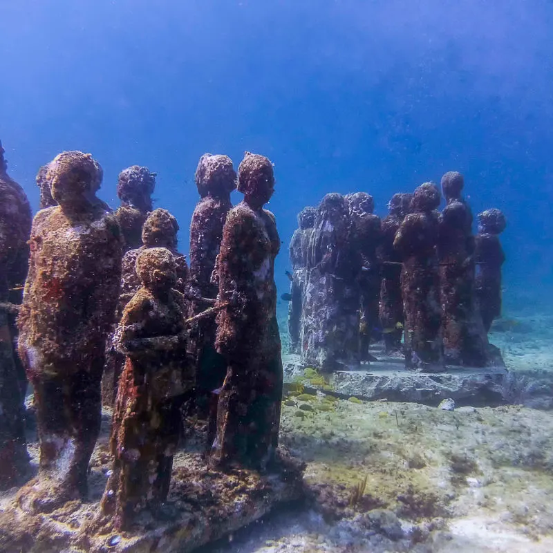 A collection of underwater sculptures in Cancun's museum 