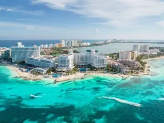 American Airlines Heavily Increases Service To Cancun As Destination Soars In Popularity
