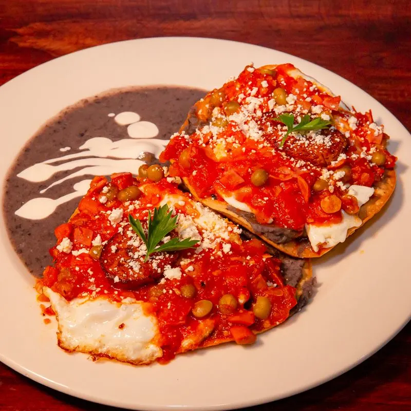 Huevos Motuleños