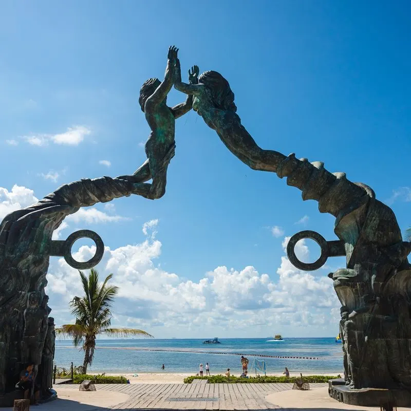 Playa del Carmen Statue