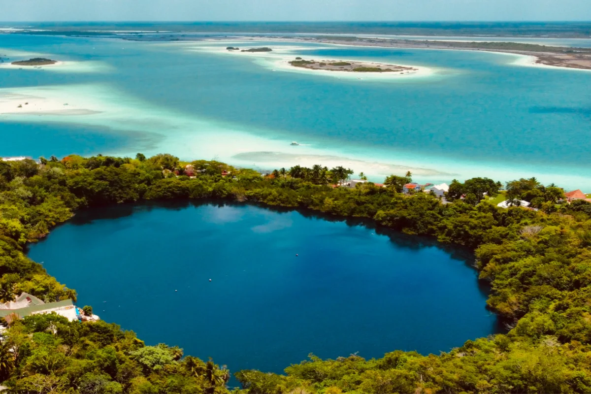 Bacalar lagoon