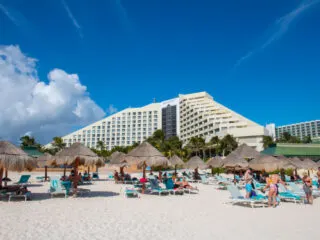Top 5 Things Travelers Should Avoid As Cancun Approaches High Season