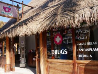Cancun & Mexican Caribbean Pharmacies Closed After Selling Tourists Fake Pills 